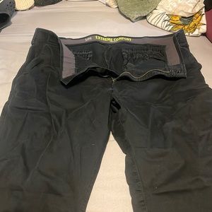 Very nice black pair of Lee extreme comfort pants size 44x30